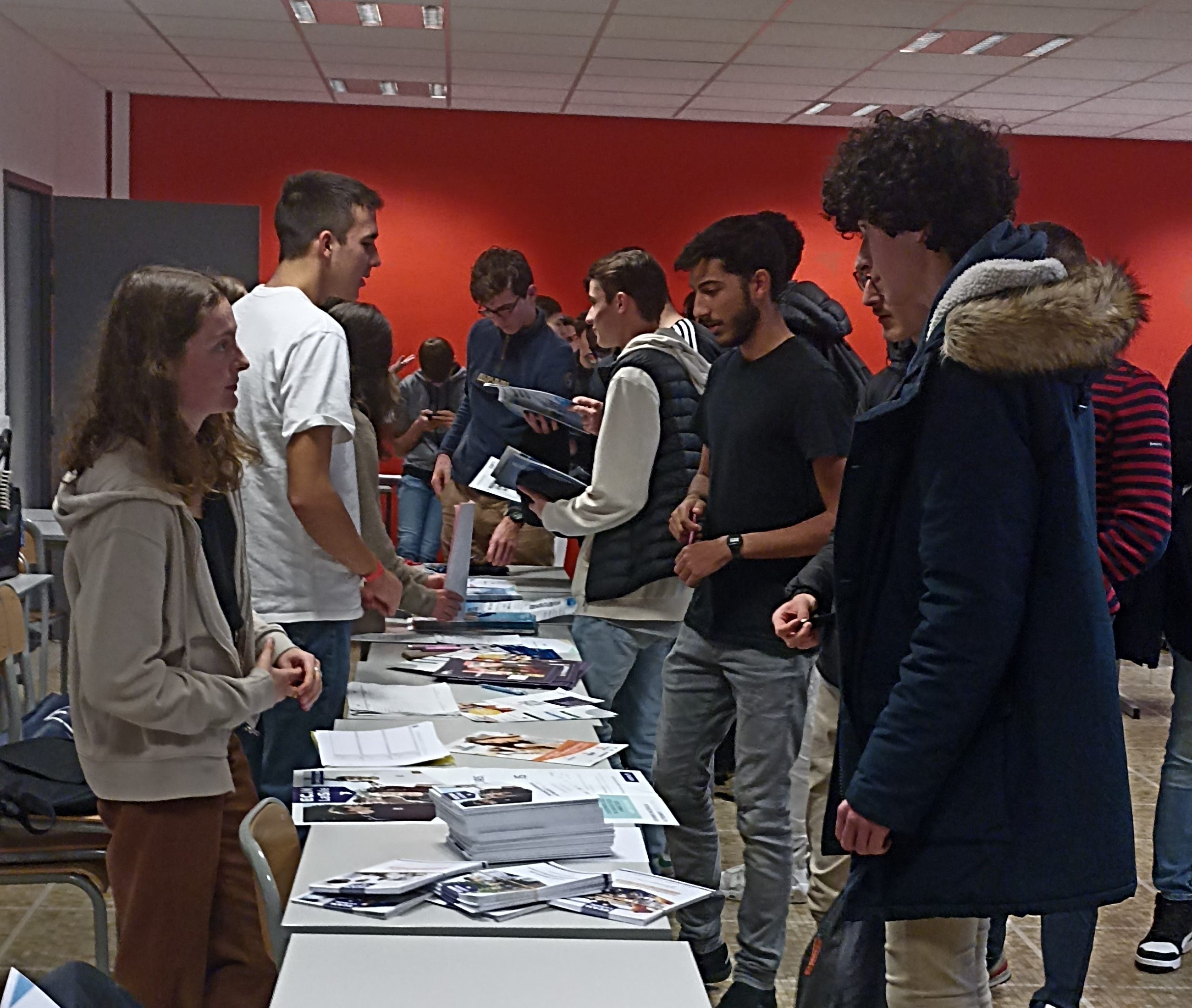Forum-anciens-etudiants-1